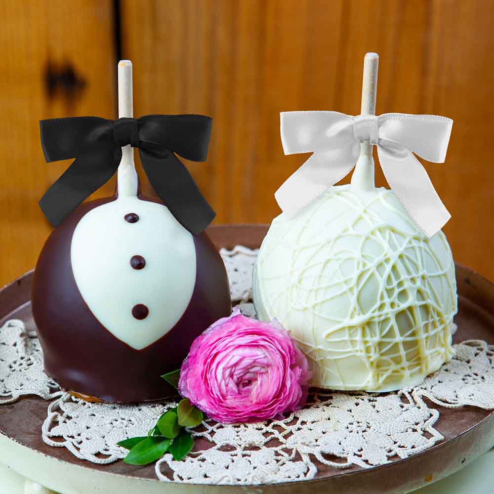 Bride and Groom Caramel Apple 12-Pack