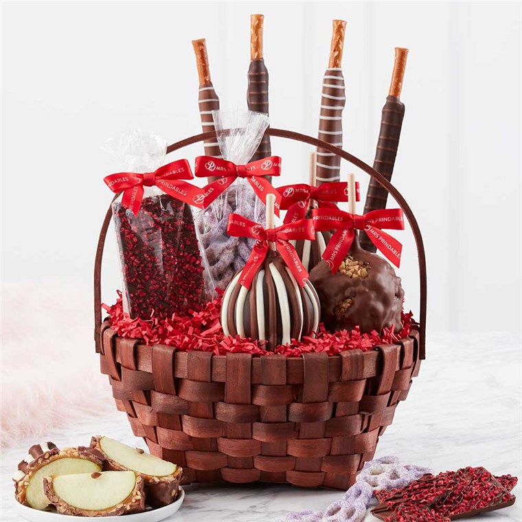 Classic Valentine Caramel Apple Gift Basket