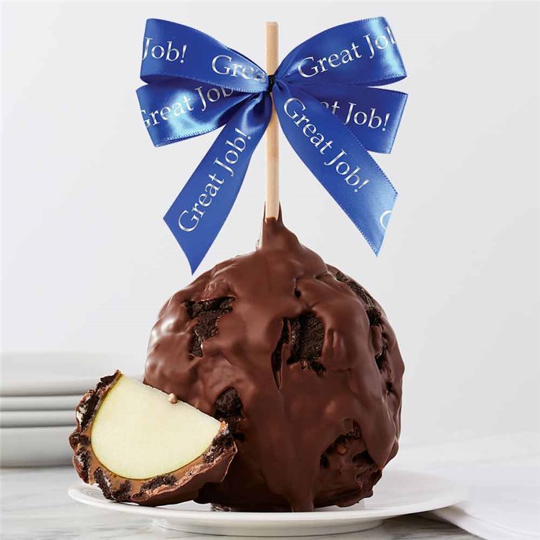 cookies-and-cream-great-job-jumbo-caramel-apple-gift