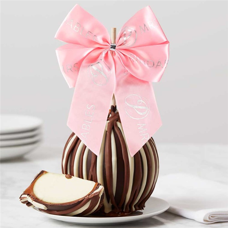 triple-chocolate-sweet-spring-jumbo-caramel-apple-gift-199-TCHOC-10S14