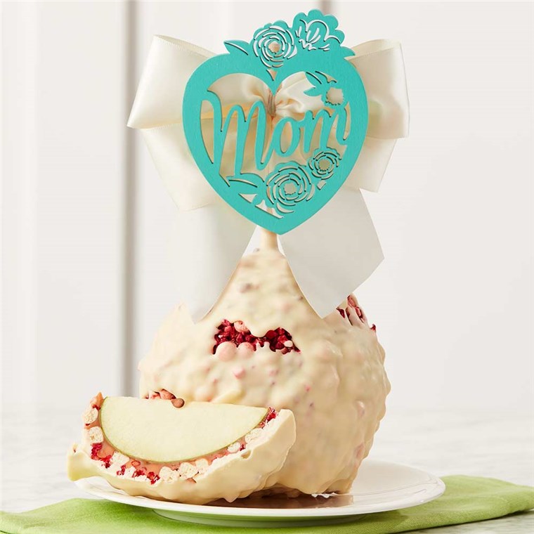 white-chocolate-berry-shortcake-cookie-mom-heart-jumbo-caramel-apple-gift-199-WCBSC-21S02
