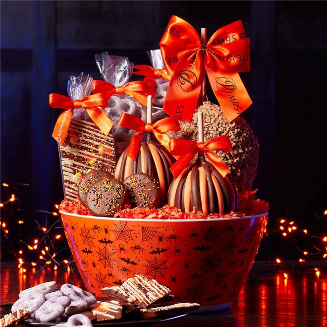 trick-or-eat-caramel-apples-and-confections-gift-set-1939178