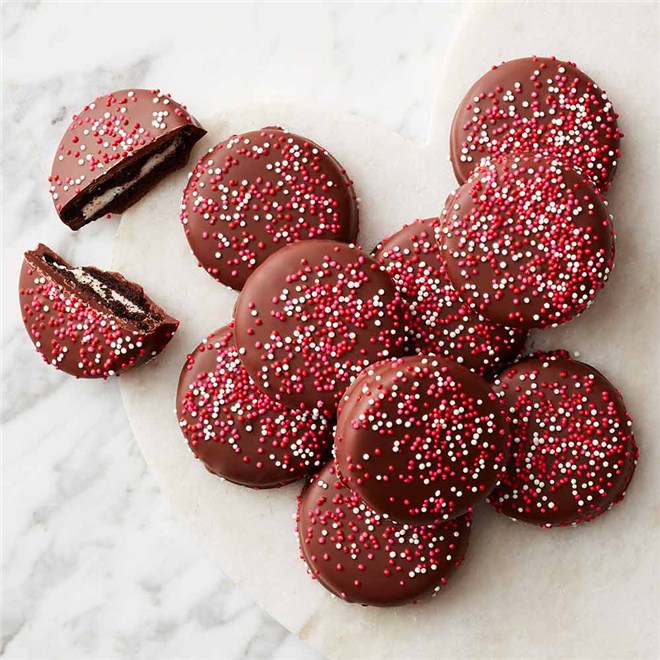 valentine-milk-chocolate-dipped-nonpareil-oreos-10-piece