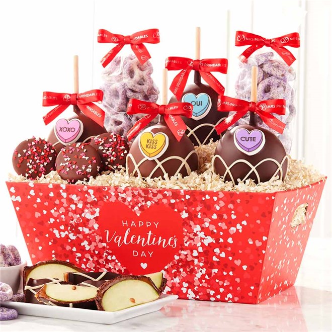 valentines-day-caramel-apples-and-confections-gift-tray-1939198