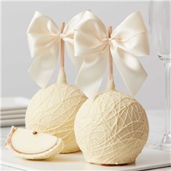 White Chocolate Bride Jumbo Caramel Apple Set