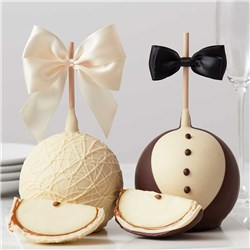 Bride and Groom Jumbo Caramel Apple Set