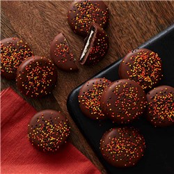 Fall Milk Chocolate Dipped Oreos