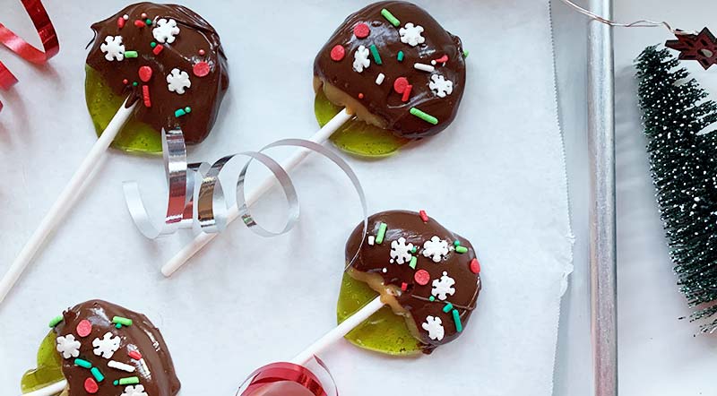 Homemade Caramel Apple Lollipops