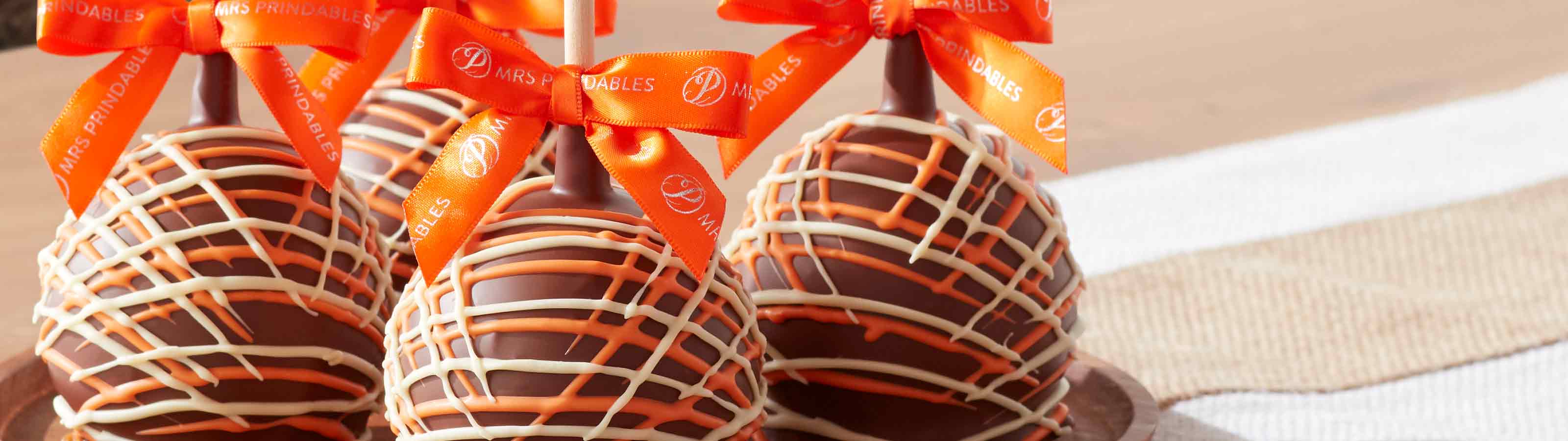 Baby Pink Triple Chocolate Caramel Apple Gift Set | Mrs Prindables