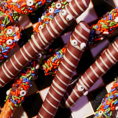 Mummy Chocolate & Caramel Dipped Pretzels